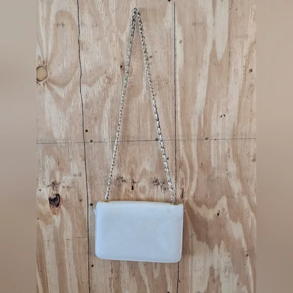 Chanel Leather Crossbody Bag Women 7x10 White Gold - Picture 8 of 15